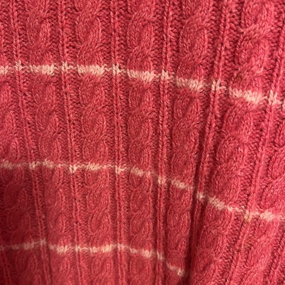 Express Size M Sweater barely worn, excellent condition - Picture 3 of 3